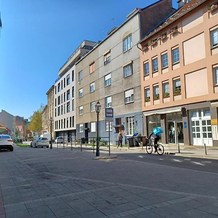 Apartment Elara Загреб Екстериор снимка